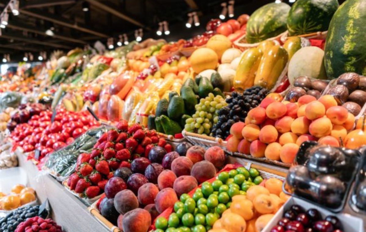 El consumidor pagó por alimentos casi seis veces más de lo que cobró un productor agropecuario