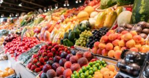 El consumidor pagó por alimentos casi seis veces más de lo que cobró un productor agropecuario