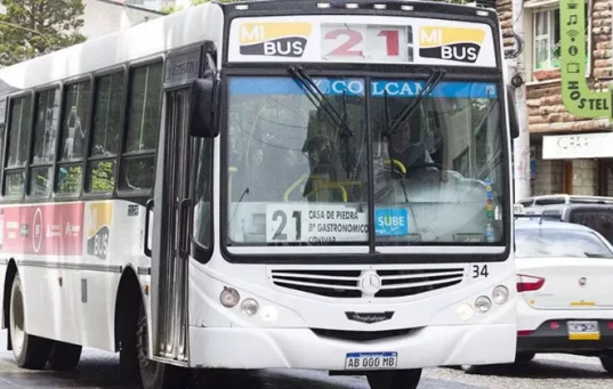 El Municipio de Bariloche le otorgó los casi cien mil litros de combustible a Mi Bus correspondientes a enero