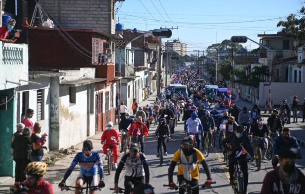 Cuba: nuevas caravanas en contra del  bloqueo estadounidense