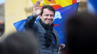 La extrema derecha ya huele el poder en España