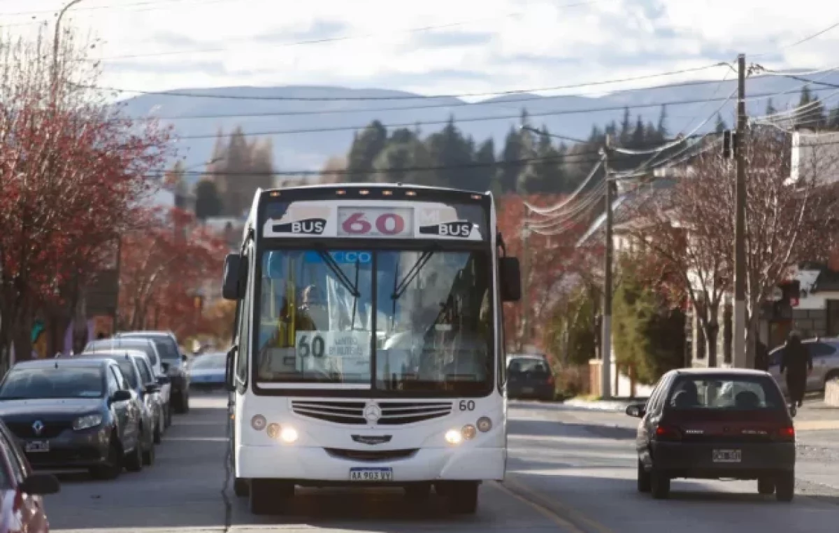 Como todos los meses el municipio de Bariloche le aportó casi cien mil litros de combustible a Mi Bus