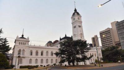 El intendente de La Plata anunció aumento salarial del 47% para trabajadores municipales