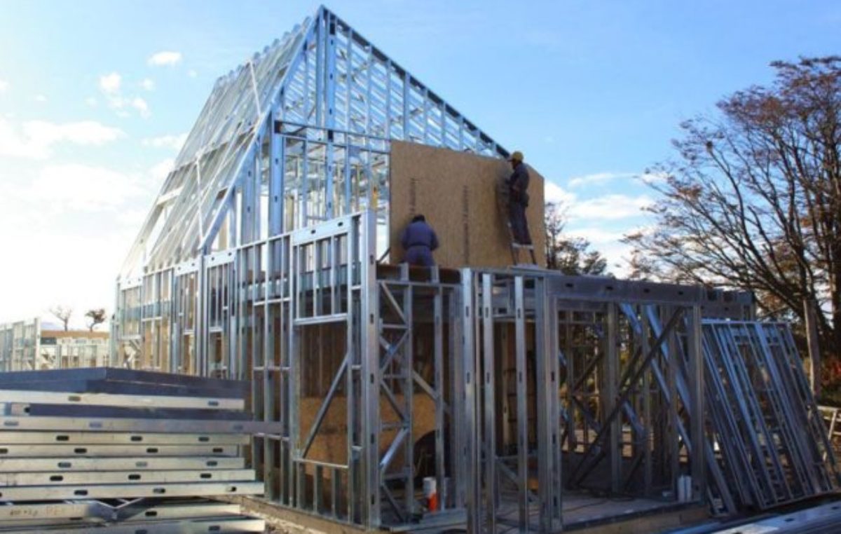 Ushuaia: Avanza la construcción de 16 viviendas sustentables