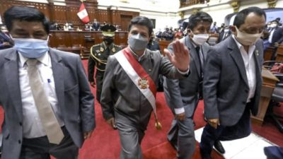 Perú: Castillo invitó a la oposición a dialogar tras sortear un nuevo pedido de destitución