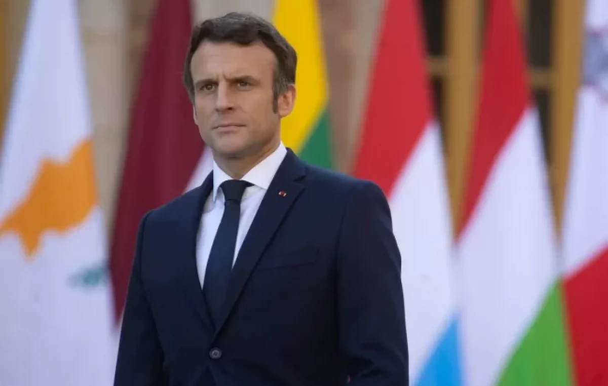 Macron promete una Francia «más independiente» y una agenda reformista