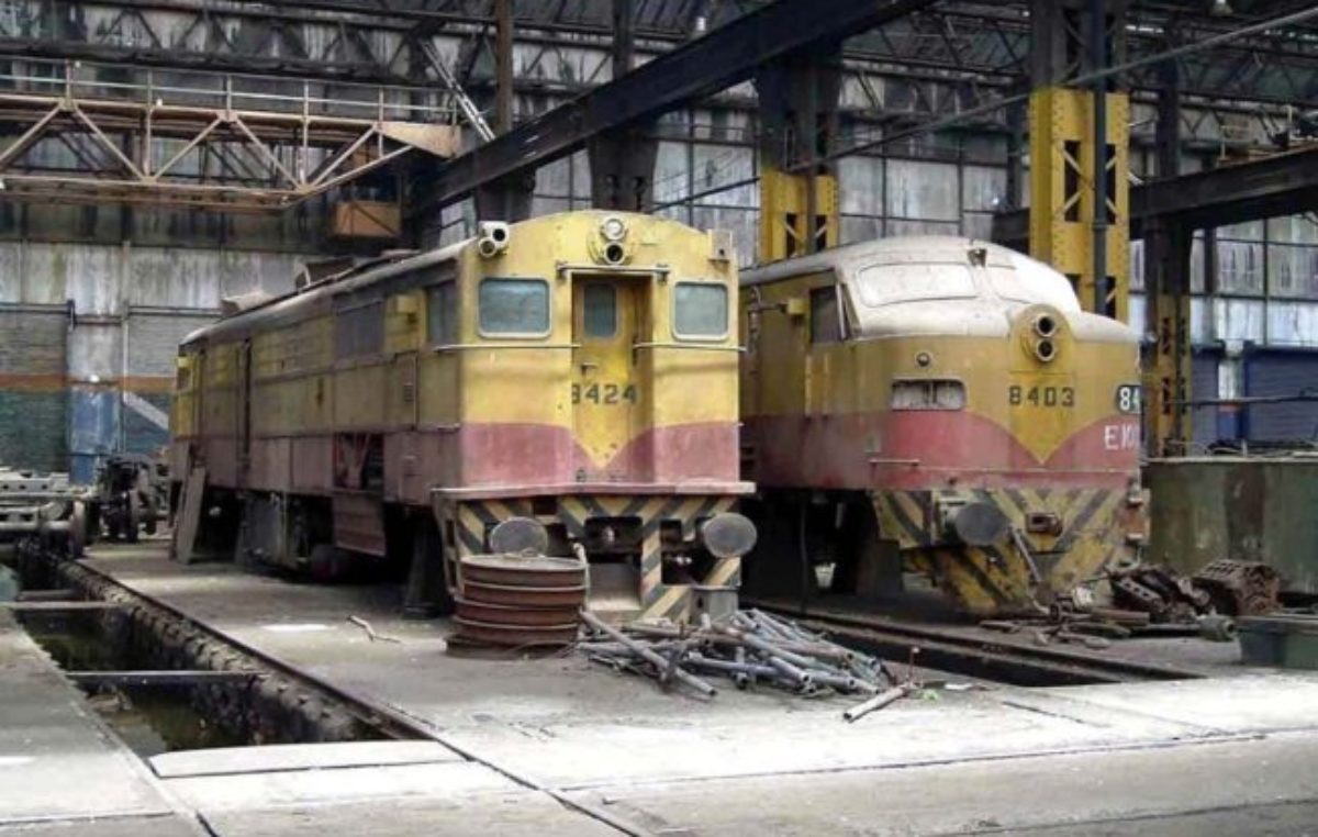 A seis años de su vaciamiento, los talleres ferroviarios de Pérez siguen cerrados y sin fecha de reapertura