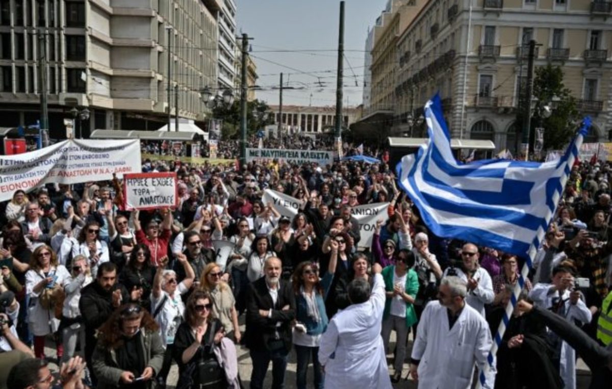 Grecia en huelga por la suba de los precios y para exigir un aumento salarial