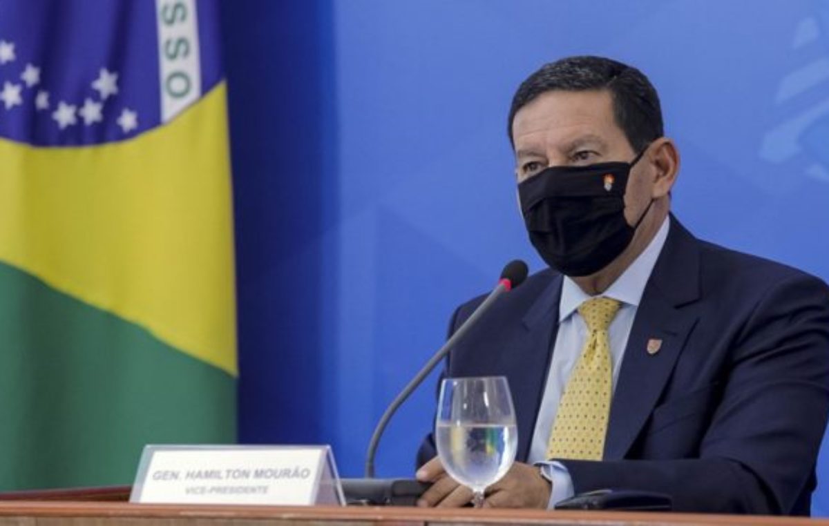 Brasil: el vicepresidente rechazó investigar la dictadura porque «esa gente esta muerta»
