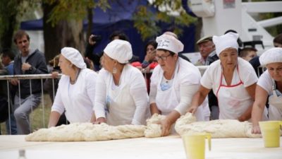 La Fiesta de la Torta Frita en Mercedes : atractivo para turistas y vecinos y un homenaje a Malvinas