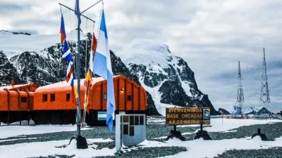 Los Satélites ARSAT comunican a las bases antárticas argentinas