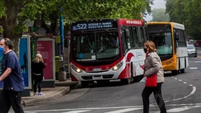 Comenzó el paro de colectivos: cómo afecta a Córdoba, Rosario, Mar del Plata y otras ciudades del interior