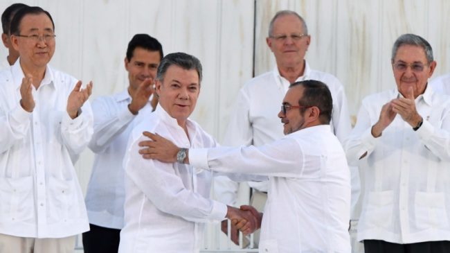 La paz ya no mueve el amperímetro del electorado colombiano como tema de campaña