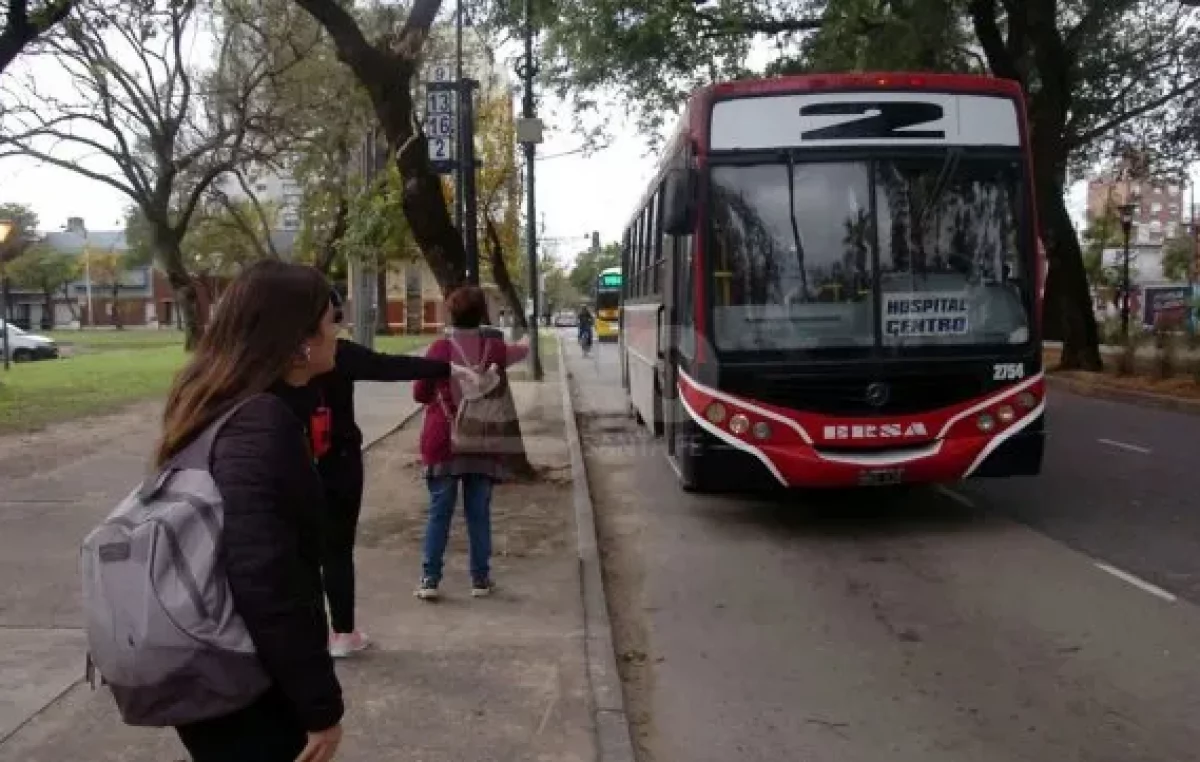 Empresarios santafesinos aseguran que Nación pondrá la plata para levantar el paro de colectivos