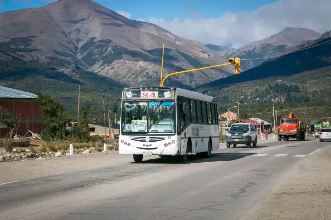 El Municipio de Bariloche multó a Mi Bus pero el día anterior le dio casi 17 millones de pesos