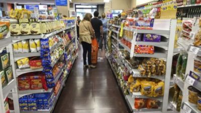 Los productos de almacén subieron el 70 % en un año en los barrios de Salta