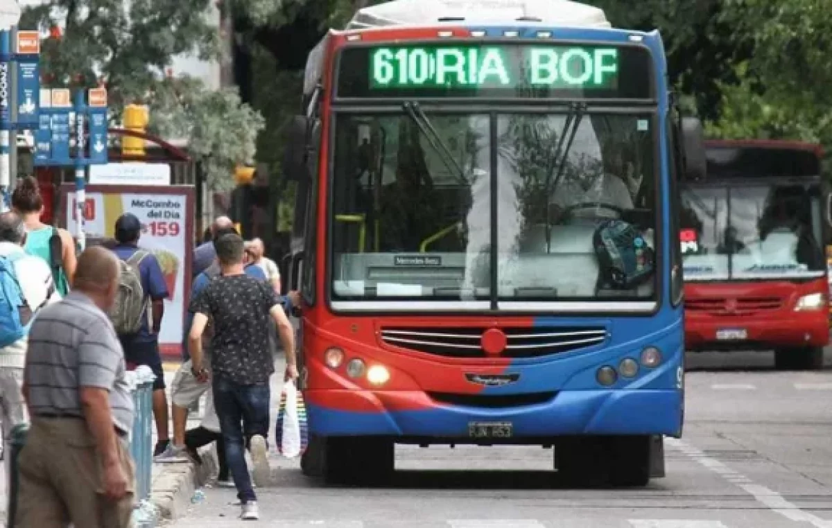 Subsidios al transporte: Nación dice que tiene fondos hasta agosto y a Mendoza le debe $940 millones