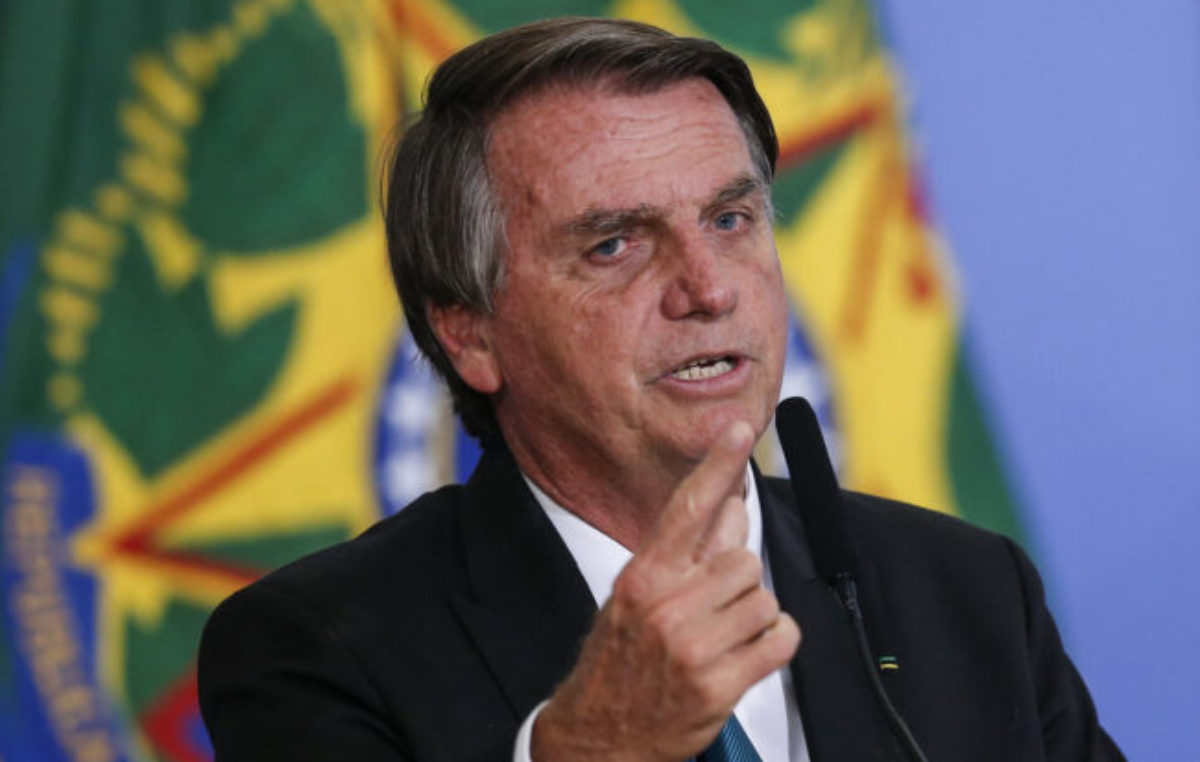 Brasil: el Senado aprobó una enmienda constitucional que le permite ampliar el gasto social a Bolsonaro