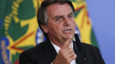 Brasil: el Senado aprobó una enmienda constitucional que le permite ampliar el gasto social a Bolsonaro