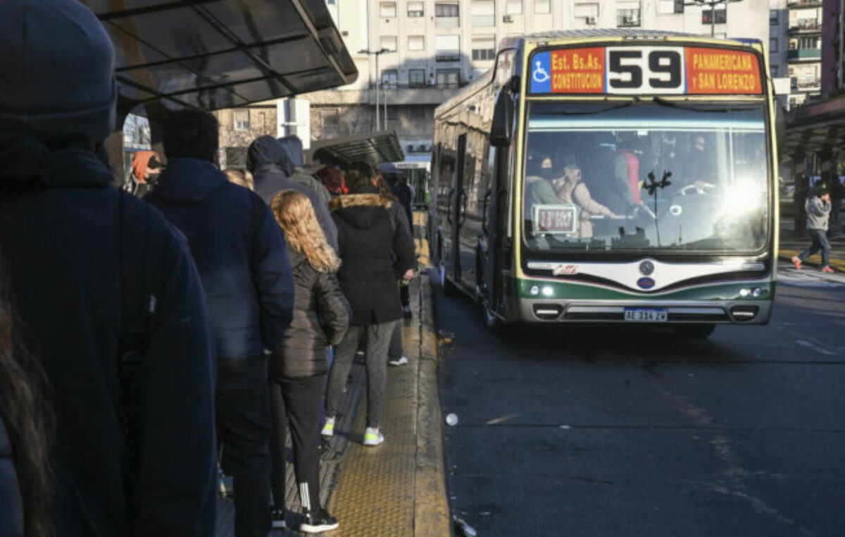 Lockout de colectivos en el AMBA: las empresas advierten que la medida seguirá «hasta que esté el dinero»