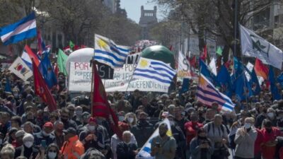 La liberalización del comercio con China enciende las alarmas en Uruguay