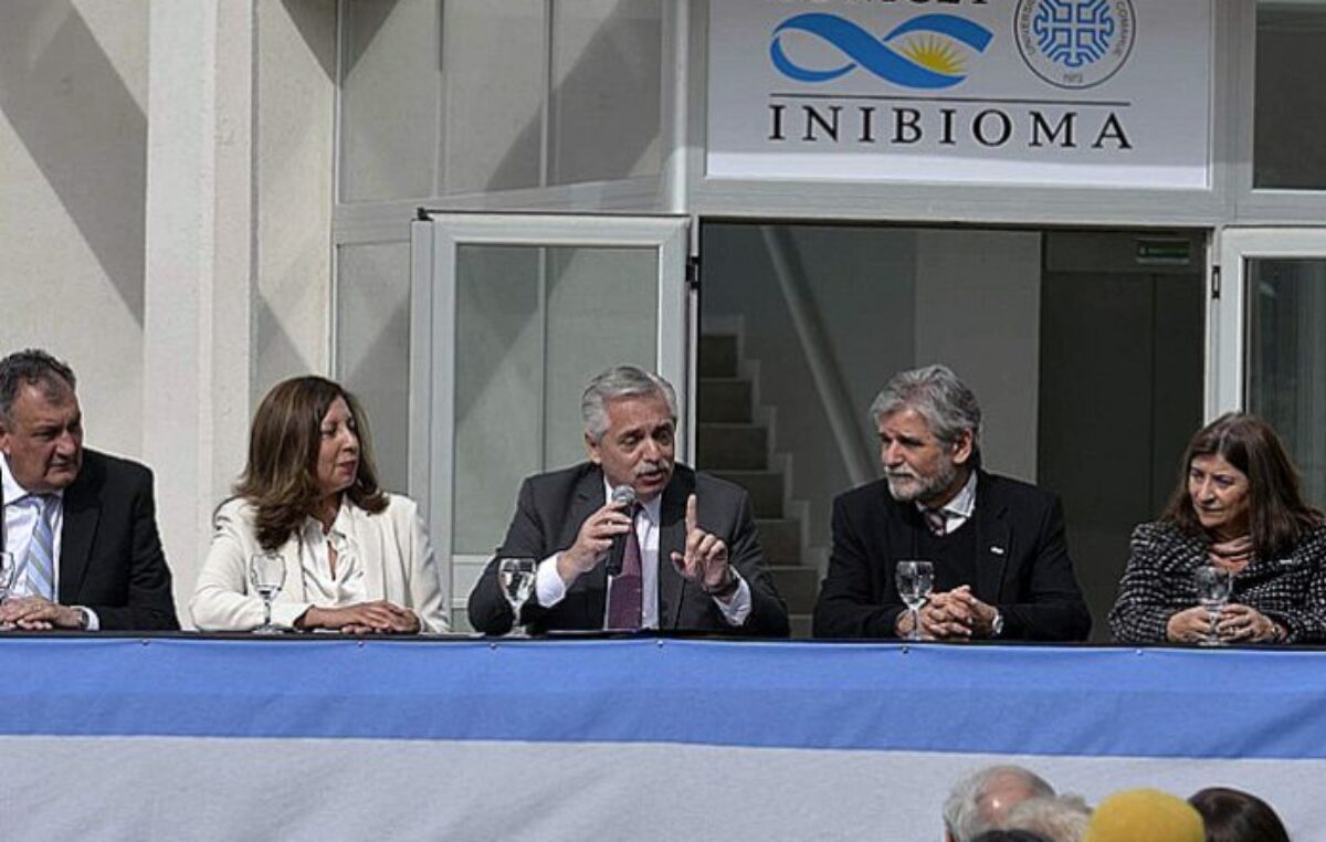Alberto Fernández inauguró el nuevo edificio del INIBIOMA y anunció que Bariloche será Capital Nacional de la Ciencia