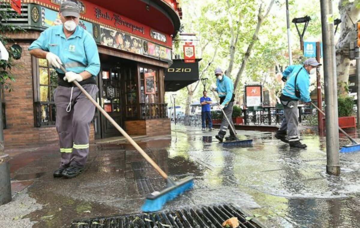 Por la inflación, más intendentes mendocinos vuelven a negociar acuerdos salariales con municipales