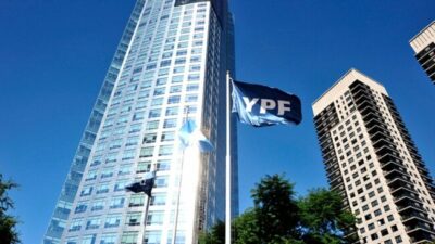 YPF proyecta incrementar sus inversiones más del 25 % hasta los US$5.200 millones