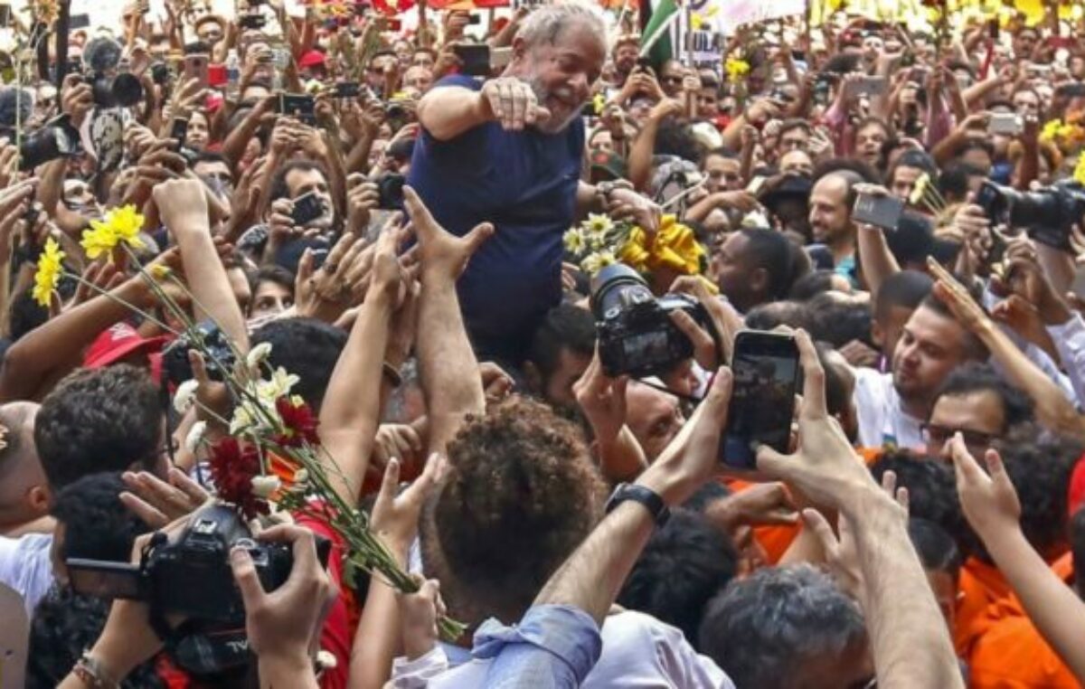 Las expectativas de la juventud para las elecciones en Brasil