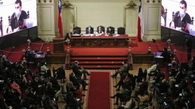 Partidos políticos chilenos acordaron establecer una nueva convención constituyente