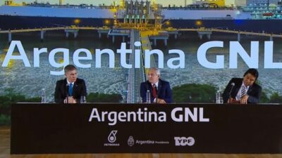 YPF y Petronas avanzarán en un proyecto de GNL con una inversión inicial de US$10.000 millones