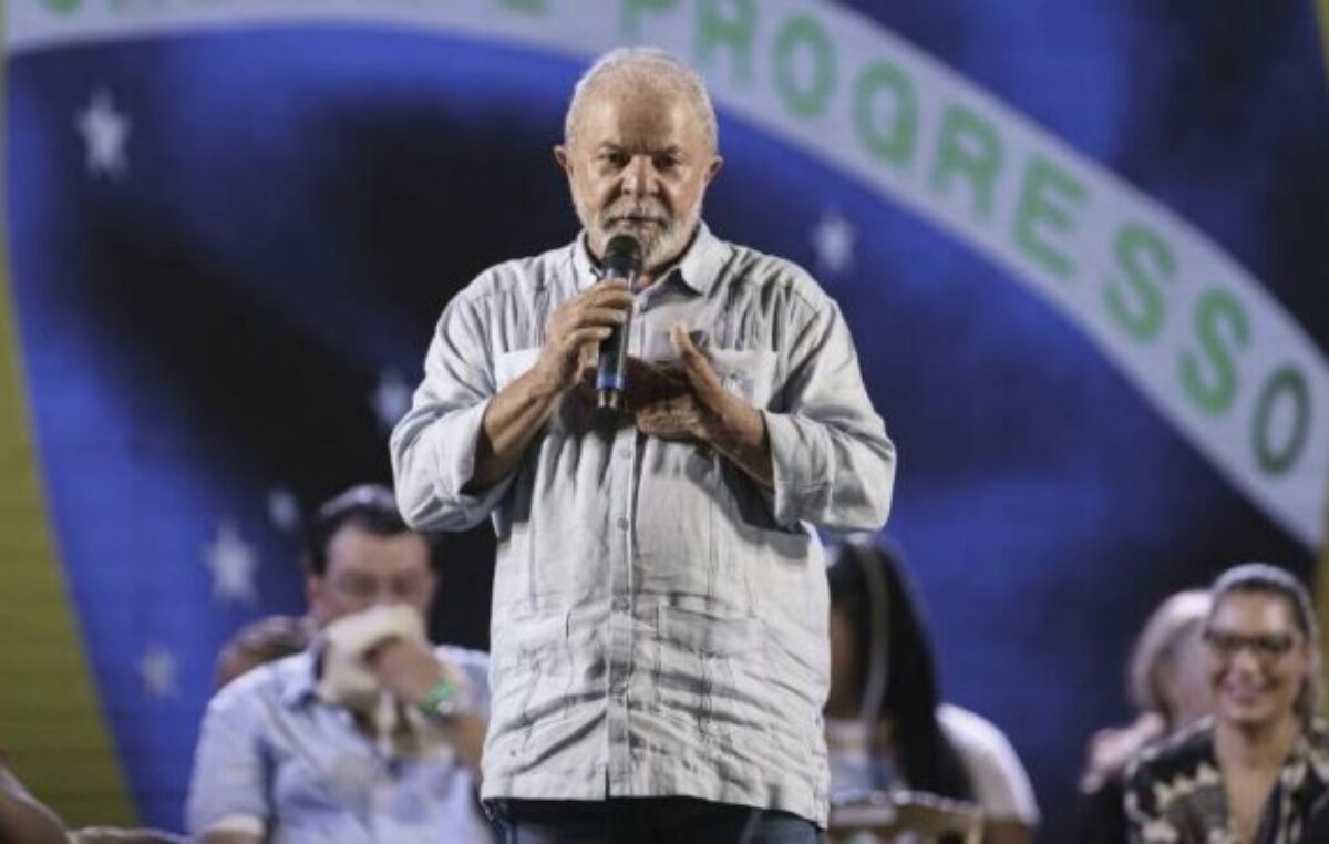 Lula pidió trabajar para ganar en primera vuelta