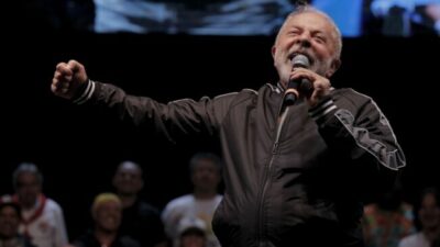 A una semana de los comicios en Brasil, Lula apuesta por el «voto útil» y el de los pobres
