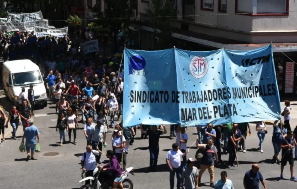 Trabajadores municipales de Mar del Plata harán este jueves retención de tareas y movilizarán a la comuna