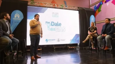 El intendente de Neuquén lanzó el plan «Dale Gas» que beneficiará a más de 7 mil vecinos