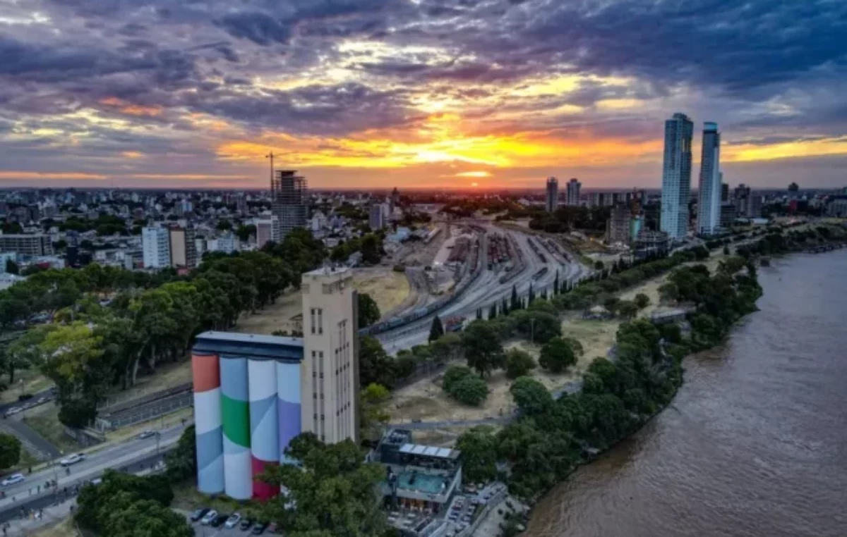Rosario celebra el Día Mundial del Turismo con una ciudad iluminada y agenda colmada