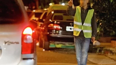 Cuidacoches: concejales santafesinos alertan sobre una «situación crítica» y piden tareas de control en la ciudad