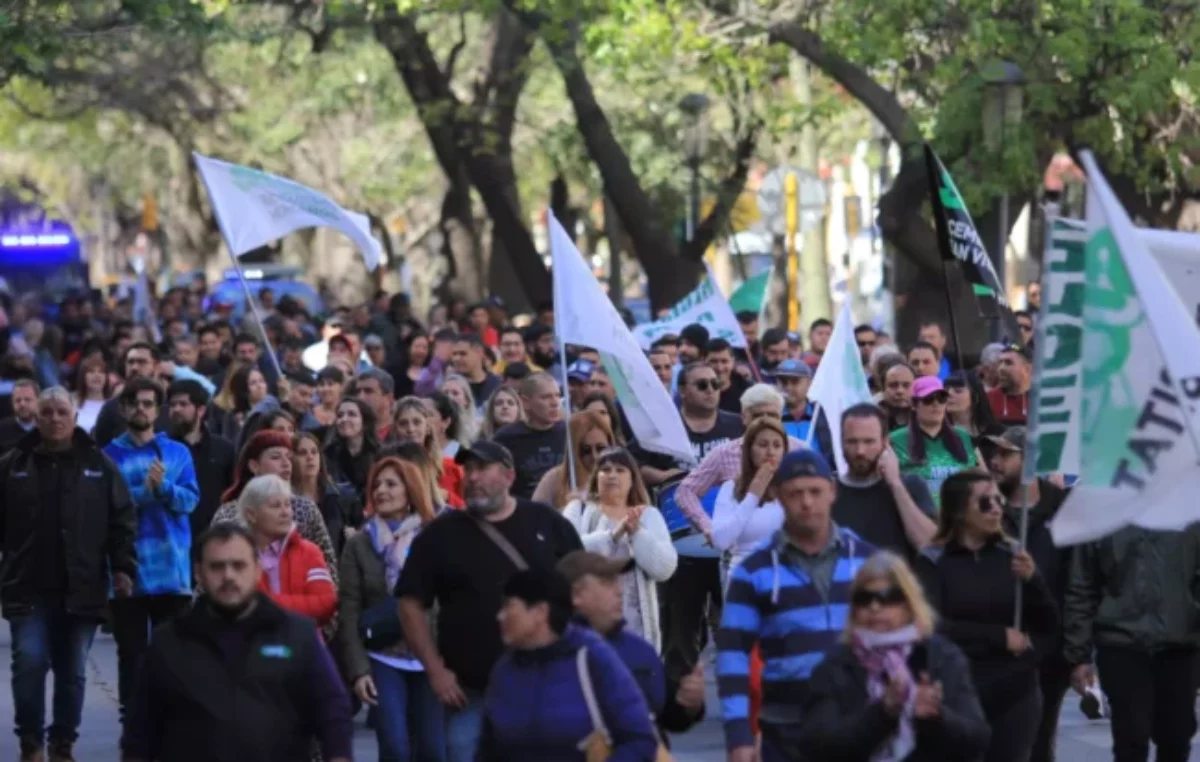 Paritarias Córdoba: SUOEM volvió a la calle con más de 20 puntos de protesta