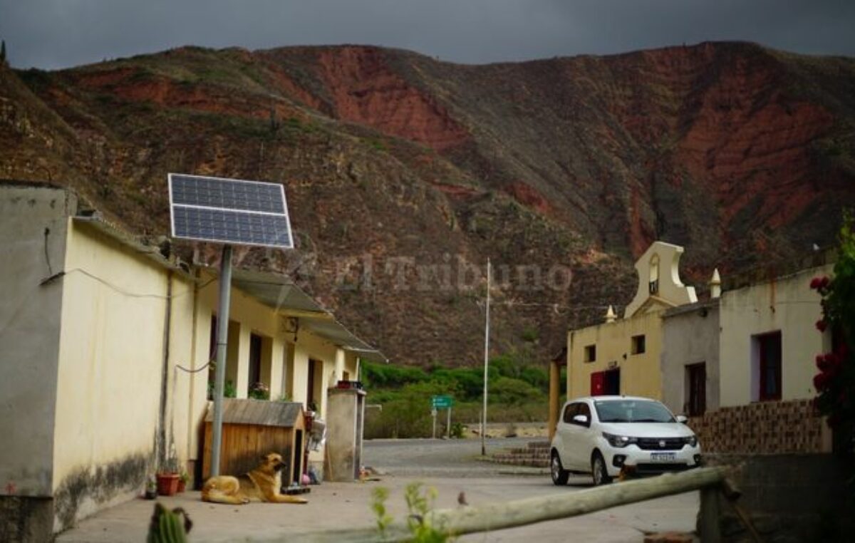 Ya hay casi 8 mil hogares que se abastecen con energía solar en Salta