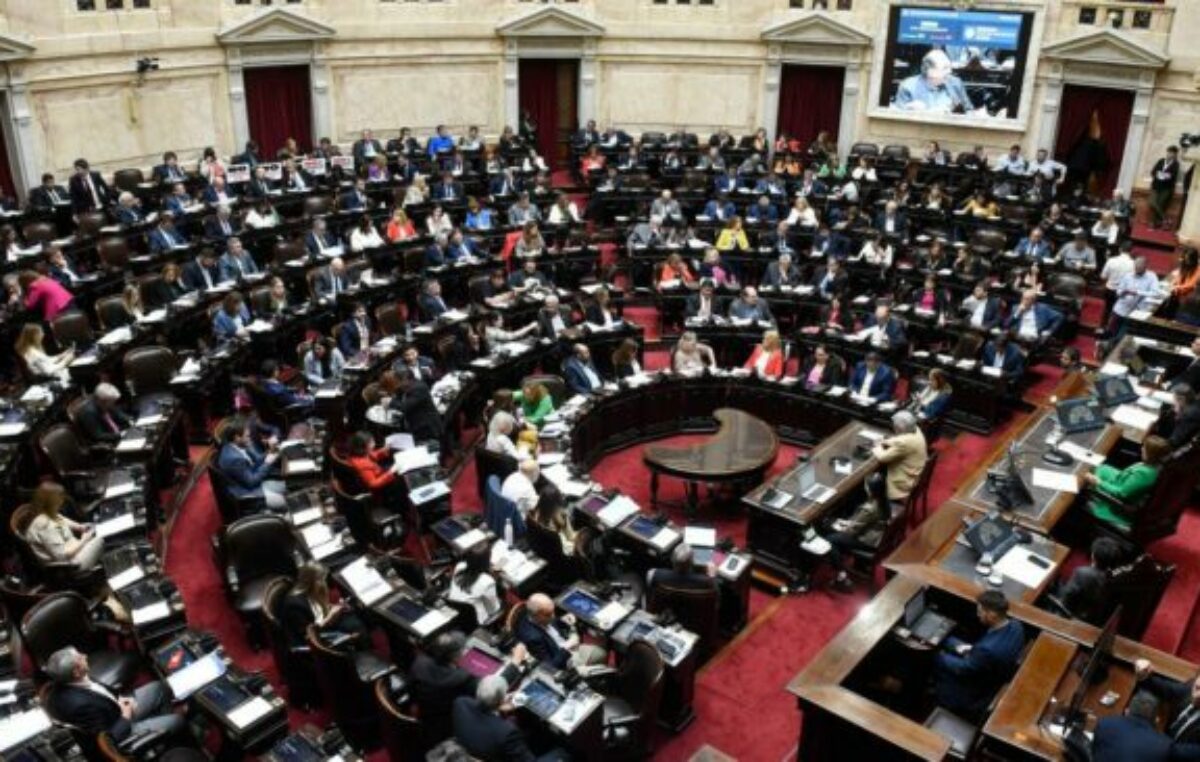 Mujeres Sindicalistas abre el debate sobre la reducción de la jornada laboral en el Congreso