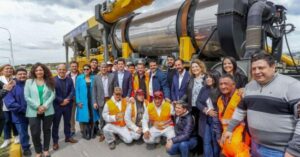 El intendente de Ushuaia presentó la nueva fábrica de asfalto en caliente