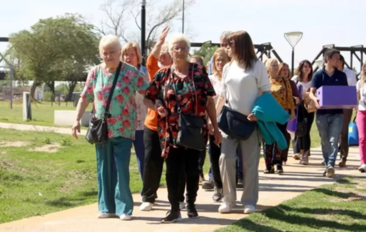 Descubriendo mi ciudad: más de 80 adultos mayores de Río Cuarto participaron del primer encuentro