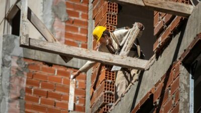 El empleo en la construcción sumó 67.000 puestos desde 2020