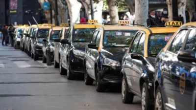 En Santa Fe, al menos el 30% de las licencias de taxis que se otorguen serán para mujeres