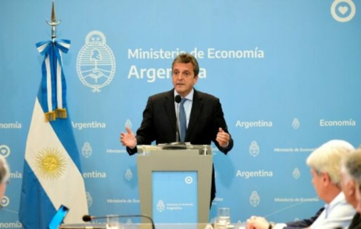 La cifra que espera Sergio Massa para negociar con los gremios el reajuste de salarios