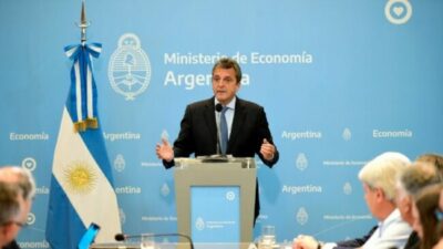 La cifra que espera Sergio Massa para negociar con los gremios el reajuste de salarios