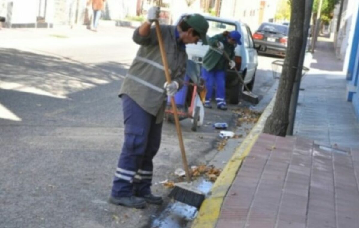 Asfixiados por la inflación, municipales jujeños apelan a préstamos y uso de tarjetas