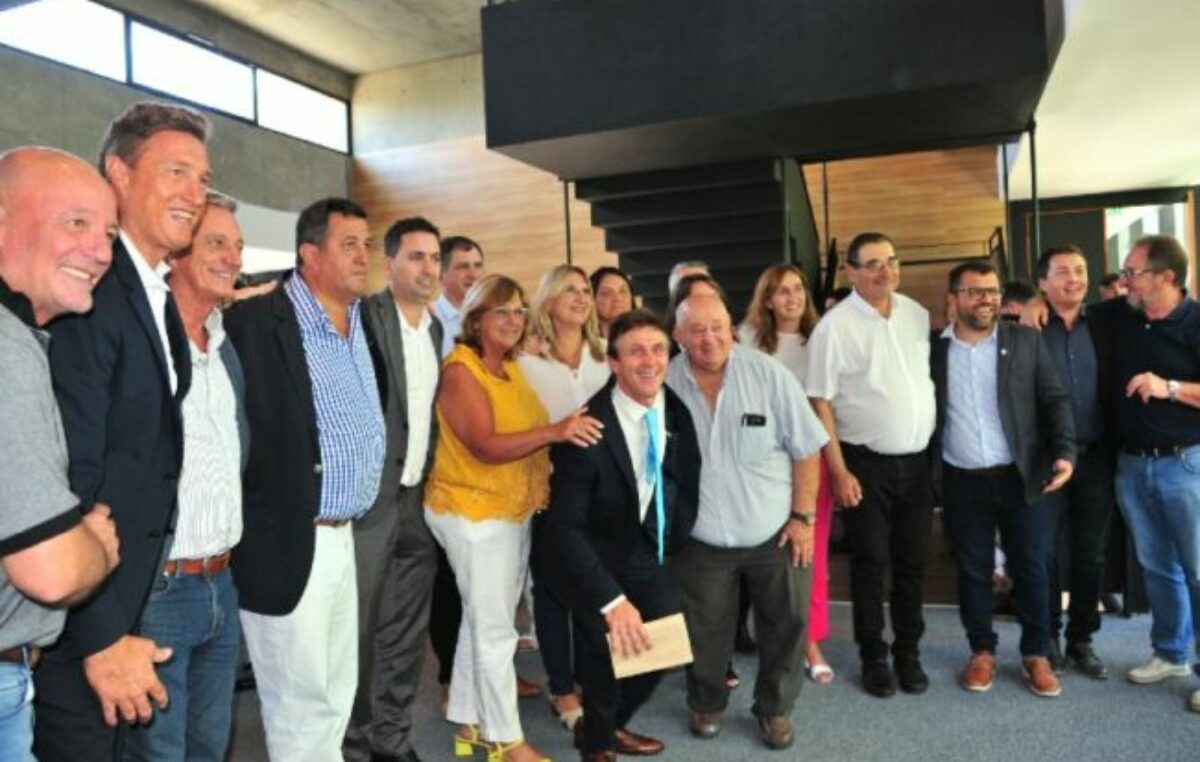 Acueducto biprovincial: intendentes cordobeses celebran la obra