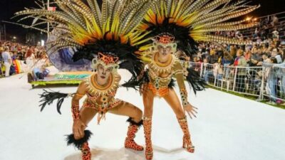 Intendentes y legisladores destacan al carnaval de Concordia como evento popular que genera trabajo y atrae al turismo