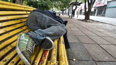 Quienes duermen en las calles en Rosario son cada vez mas jóvenes